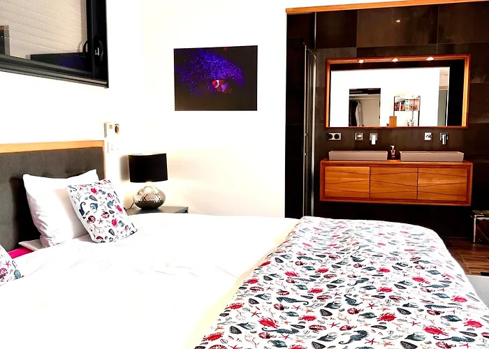 Miroir D'o - Piscine Chauffee * Gujan-Mestras